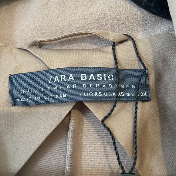 Zara Coat - Picture 3 of 6
